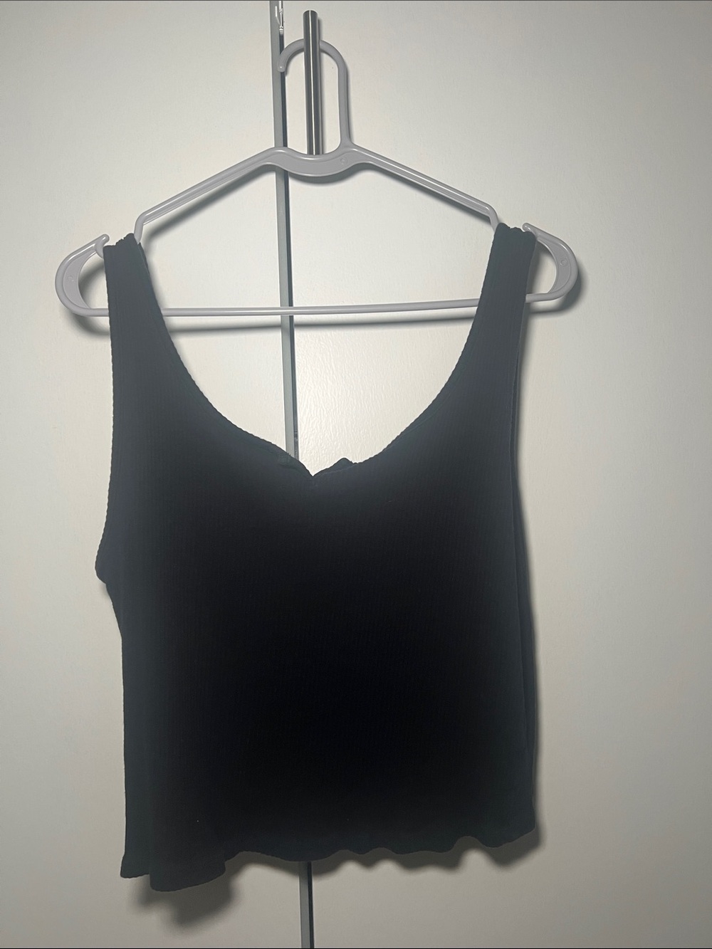 PacSun Black Ribbed V-Neck Tank Top